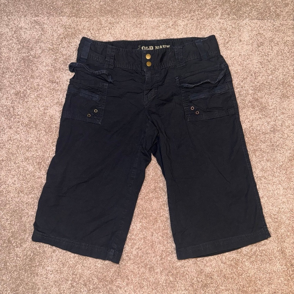 Old Navy Women's Black Utility Cargo Capri Pants - Size 4 Y2K